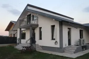 Vilă P+M de vânzare în Piatra Neamț