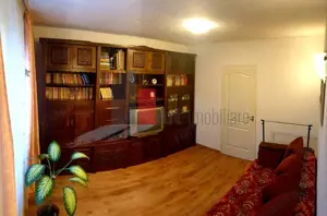 Vânzare apartament 3 camere Piața Sudului - Secuilor