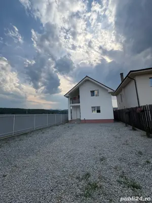 Casă individuală semifinisată în Gilău, zona centrală. Preț 165000    - imagine 2