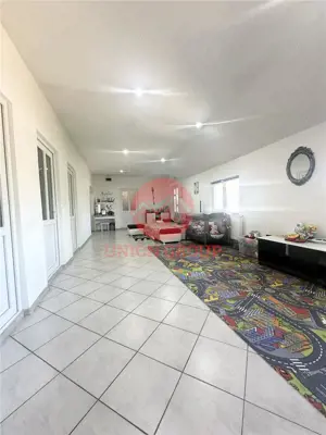 Casa cu Potential Multiplu, Pretabila Pentru Doua Familii sau Business, Chiar la Strada Principala - imagine 18