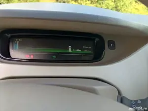 Renault Zoe electric - imagine 5