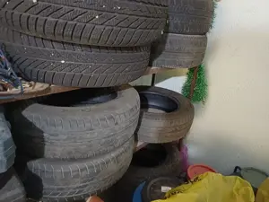 Vand anvelope iarna/vara 185/65 R15 (second hand) - imagine 2