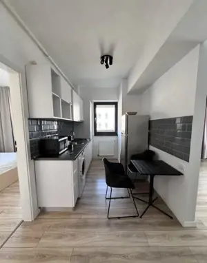 Mamaia Central apartament 2 camere decomandat, vedere la mare - imagine 6