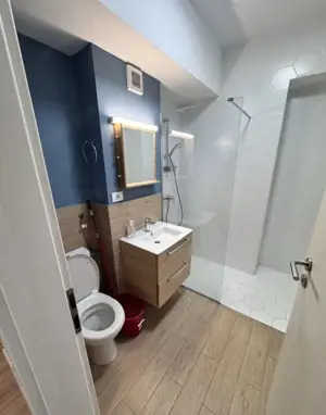 Mamaia Central apartament 2 camere decomandat, vedere la mare - imagine 5