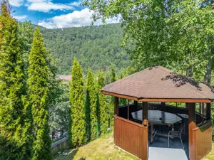 Apartament de Lux | Curte Privată, Garaj | Priveliște Superbă |Sinaia - imagine 19