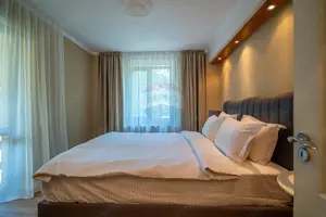 Apartament de Lux | Curte Privată, Garaj | Priveliște Superbă |Sinaia - imagine 7