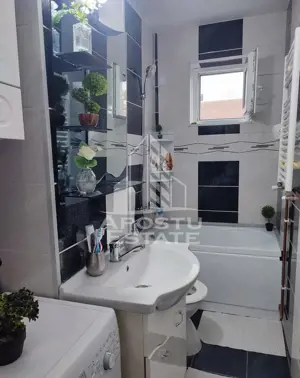 Apartament cu 3 camere, semidecomandat, renovat,  Spitalul Judetean - imagine 8