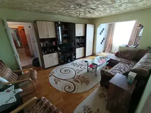 De vânzare apartament 2 camere   Micro 5, Hunedoara   complet mobilat și utilat