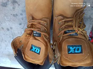 Bocanci Nr 41 de foarte buna calitate  - imagine 2