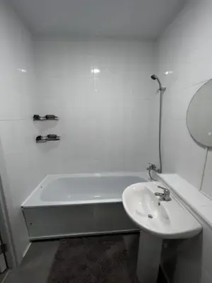 Inchiriere garsoniera in zona Militari - imagine 3