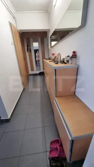 Apartament de vanzare, cu 3 camere, 61 mp, zona semicentrala - imagine 6