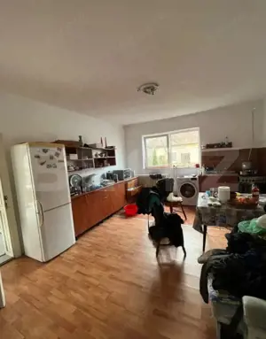 Apartament de vanzare in vila, cu 5 camere, 150 mp, zona Andrei Muresanu   - imagine 5