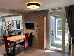 Lugoj,  Vila de Vis Cu Piscina, 440 Mp. Construiti, 820 Mp. Teren - imagine 9