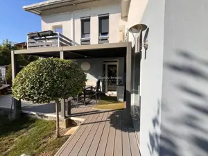 Lugoj,  Vila de Vis Cu Piscina, 440 Mp. Construiti, 820 Mp. Teren - imagine 3