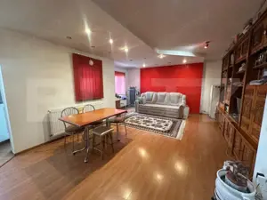 Apartament 3 camere, zona Centrul Multifunctional - imagine 2