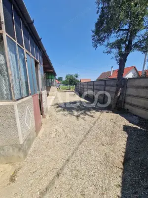 Casa de vanzare 3 camere 90 mpu teren liber 1192 mp in Comuna Mandra