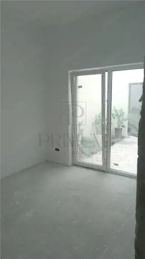 Sacalaz- proiect deosebit-4 camere- curte interioara - imagine 5