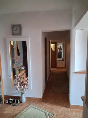 Apartament 3 camere situat în centrul Târgu Jiului - imagine 7