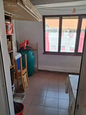 Apartament 3 camere situat în centrul Târgu Jiului - imagine 8