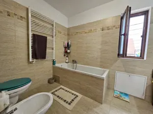 Cartier Europa! Atent construit! Ideal pentru familia ta! - imagine 14