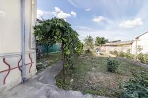 Tartasesti,str. Principala, 3040 mp teren, P+1, casa 1998, deschidere 12 m - imagine 11