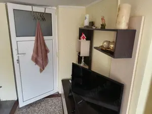 Vând casa fieni - imagine 4
