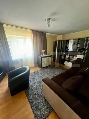 Apartament de vanzare, cu 2 camere, 54 mp, decomandat, zona Marasti
