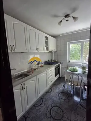 Colentina - Doamna Ghica - hol H, bloc 1990