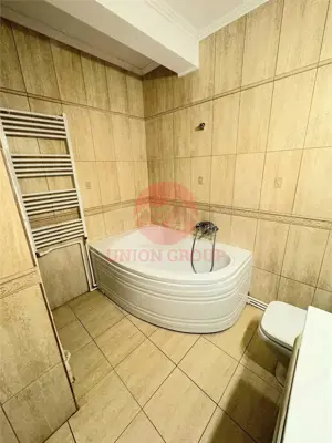 Apartament 4 Camere Superb, Renovat, Langa City Mall si Cambridge School - imagine 16