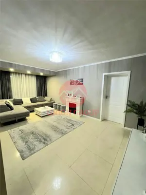 Apartament 4 Camere Superb, Renovat, Langa City Mall si Cambridge School - imagine 3