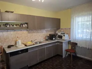Proprietate mixtă de vânzare în Nădlac – Casă modernă + hală/grajd + teren mare - imagine 10