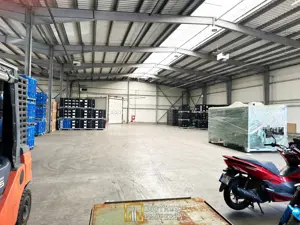 De Inchiriat Hala industria- PREMIUM – 720 mp, Arad | Doc, rampă TIR - imagine 6