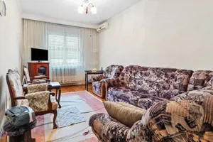 Vilă tip bloc 12 camere, 2 garaje 2 boxe zona Tomis 1 Flămânda - imagine 9