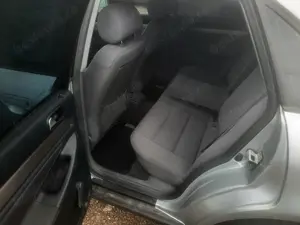 Audi A4 1.6, climatronic, mașină de colecție - imagine 8 Audi A4 1.6, climatronic, mașină de colecție - imagine 8