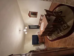 Apartament cu 3 camere, decomandat, etaj 2