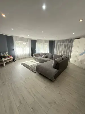 Casa individuala cu 8 camere teren de 832 mp zona Girocului