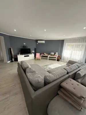 Casa individuala cu 8 camere teren de 832 mp zona Girocului - imagine 15