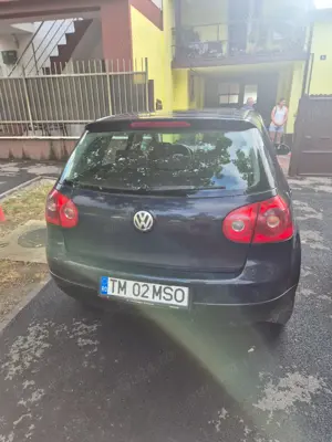 Volkswagen Golf 5 an2005 motor1.9tdi