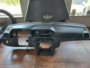Vând plansa bord Mercedes C class, w204 facelift,  2007-2014 din dezmembrări 
