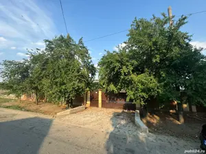 Casa de vanzare comuna Peretu