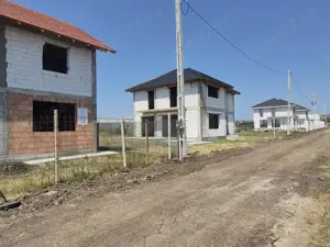 Atenție ! Casa la roșu ! - imagine 2