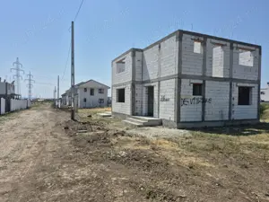 Atenție ! Casa la roșu ! - imagine 3