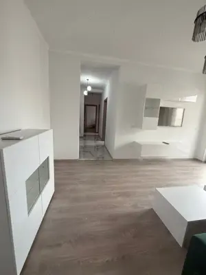 Apartament cu 2 camere decomandat Braytin - imagine 3