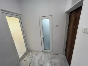 Garsoniera de vanzare zona CET, etaj 1, RENOVATA - imagine 2