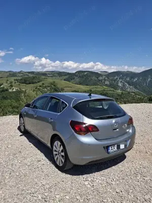 Opel Astra J 1.6 2010