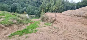 Teren Valiug , zona Crivaia 22.300 euro - imagine 3