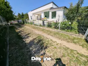 Casă individuală mobilată stil oriental cu 7 camere 196 mp teren 1700 - Bârnova - imagine 3