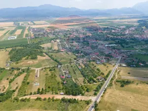 Teren cu priveliste Vulcan - imagine 8