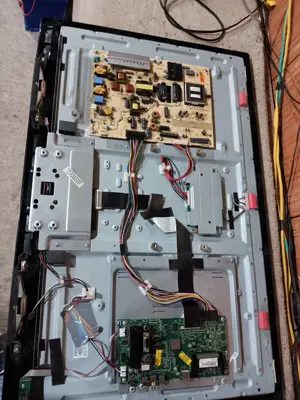 Dezmembrez tv Watson le32hd