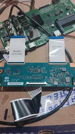 tcon auo 32t43-c0k de pe tv Hitachi 32he4000